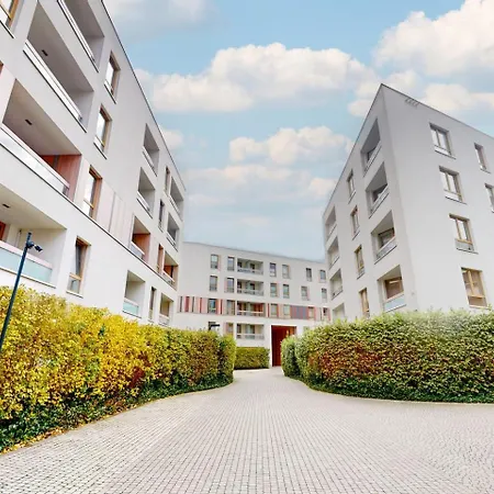 Bonbon With Parking Kolska Apartment Warschau