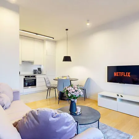 Bonbon With Parking Kolska Varsovie